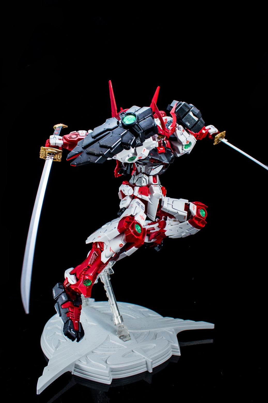 Gundam - Build Fighters Sengoku Astray Gundam Build Fighter Nils Nielsen Custom Made Mobile Suit 1/100 [MG]