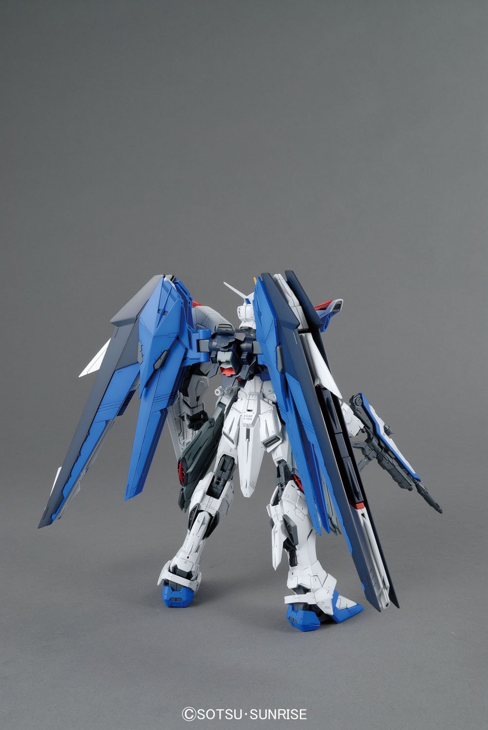 Gundam - Freedom Gundam Ver. 2.0 1/100 [MG]