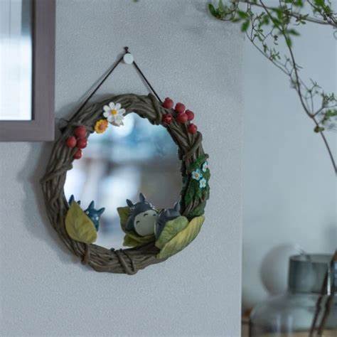 Mon Voisin Totoro - Miroir Totoro Guirlande de Fleurs